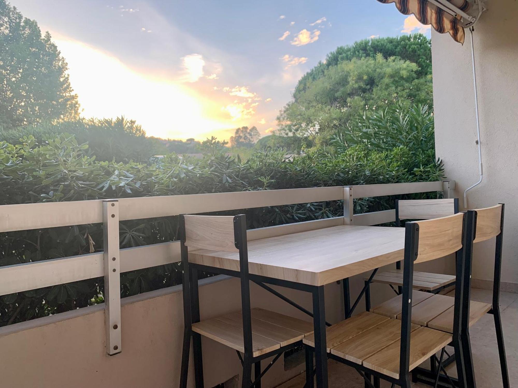 Grand Studio Standing Avec Terrasse Et Parking سانت ماكسيم المظهر الخارجي الصورة